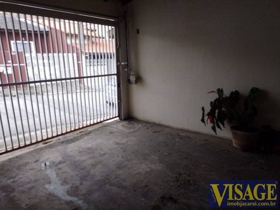Casa com 2 Quartos à Venda,  em Jd. St. Marina - Jacareí