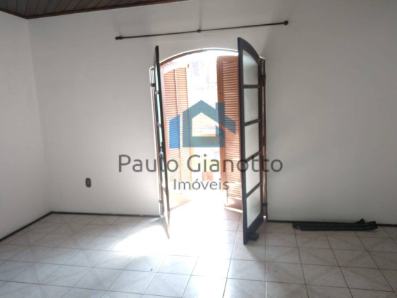 Imagem Casa com 6 Quartos à Venda, 300 m² em Jardim Araruama - Cotia Imagem Casa com 6 Quartos à Venda, 300 m² em Jardim Araruama - Cotia