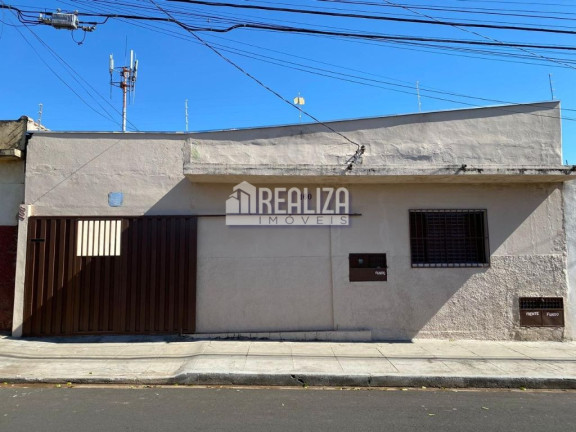 Casa com 2 Quartos à Venda, 353 m² em Vila São Vicente - Uberaba