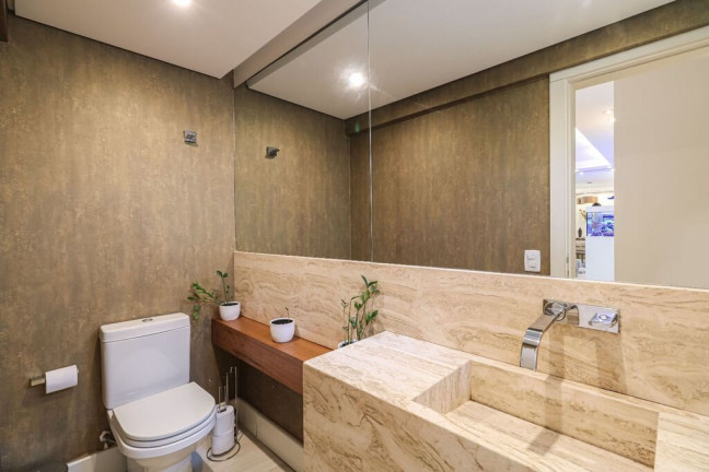 Imagem Imóvel com 4 Quartos à Venda, em Moema - São Paulo Imagem Imóvel com 4 Quartos à Venda, em Moema - São Paulo