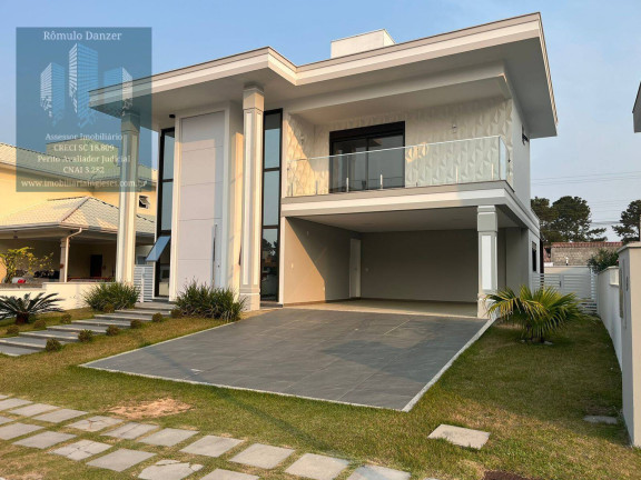 Casa com 4 Quartos à Venda, 375 m² em São João Do Rio Vermelho - Florianópolis