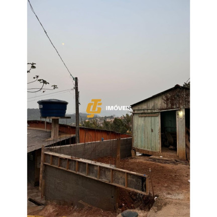 Terreno à Venda, 126 m² em Monte Alegre - Camboriú