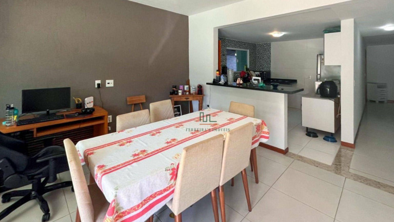 Imagem Casa com 5 Quartos à Venda, 220 m² em Itaipu - Niterói Imagem Casa com 5 Quartos à Venda, 220 m² em Itaipu - Niterói