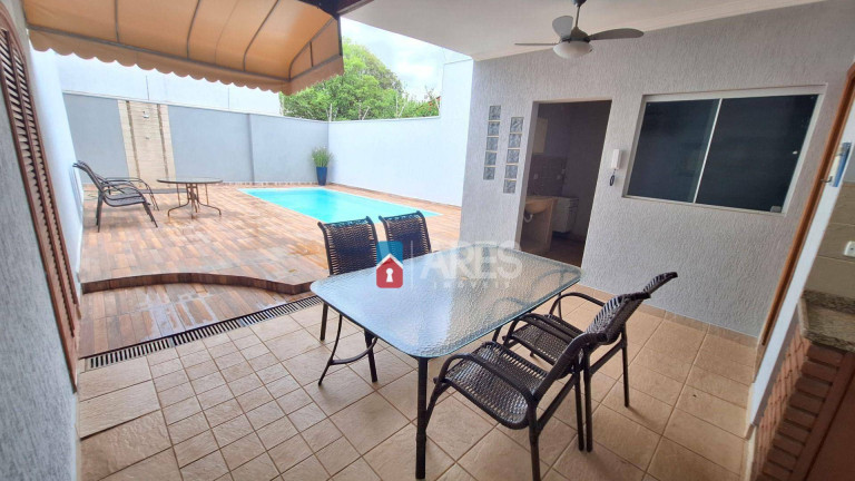 Imagem Casa com 3 Quartos para Alugar, 270 m² em Jardim Colina - Americana Imagem Casa com 3 Quartos para Alugar, 270 m² em Jardim Colina - Americana