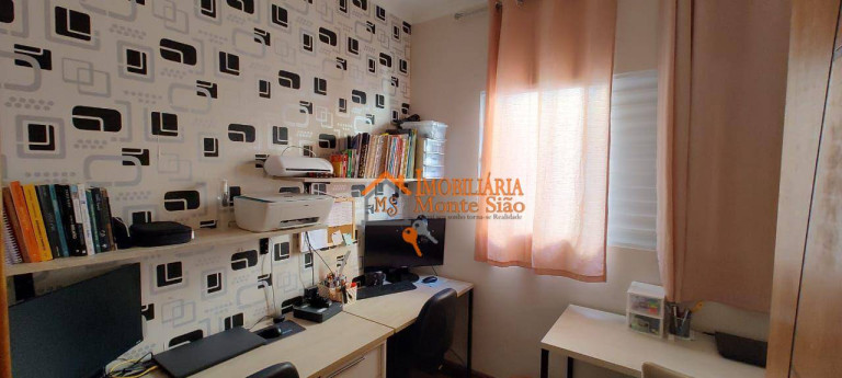 Imagem Sobrado com 3 Quartos à Venda, 165 m² em Jardim Santa Clara - Guarulhos Imagem Sobrado com 3 Quartos à Venda, 165 m² em Jardim Santa Clara - Guarulhos