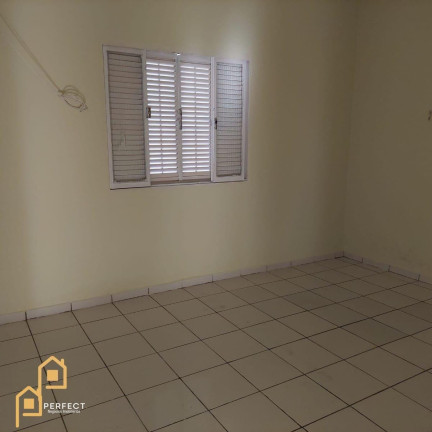 Imagem Casa com 2 Quartos para Alugar, 300 m² em Jardim Das Nações - Taubaté