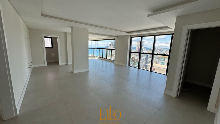 Imagem Apartamento com 3 Quartos à Venda, 132 m² em Meia Praia - Itapema Imagem Apartamento com 3 Quartos à Venda, 132 m² em Meia Praia - Itapema