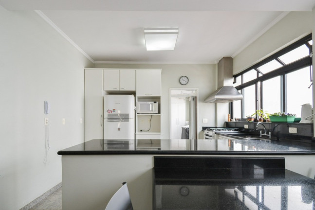 Imagem Apartamento com 3 Quartos à Venda, 230 m² em Morro Dos Ingleses - São Paulo
