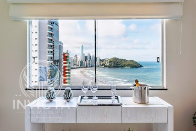 Imagem Apartamento com 4 Quartos à Venda, 140 m² em Centro - Balneário Camboriú