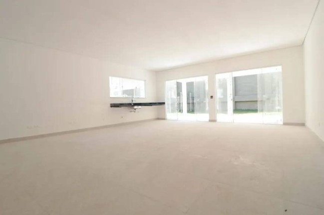 Imagem Casa com 3 Quartos à Venda, 197 m² em Chácara Dos Junqueiras - Carapicuíba Imagem Casa com 3 Quartos à Venda, 197 m² em Chácara Dos Junqueiras - Carapicuíba