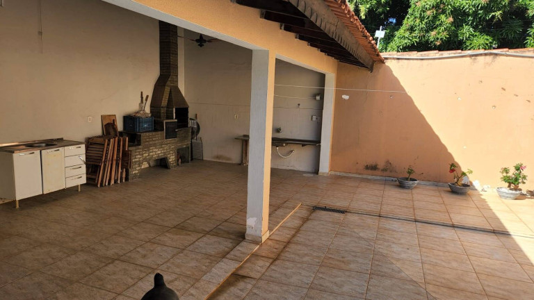 Imagem Casa com 3 Quartos à Venda, 235 m² em Morada Do Ouro - Cuiabá Imagem Casa com 3 Quartos à Venda, 235 m² em Morada Do Ouro - Cuiabá