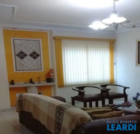 Imagem Sobrado com 3 Quartos à Venda, 256 m² em Campestre - Santo André Imagem Sobrado com 3 Quartos à Venda, 256 m² em Campestre - Santo André