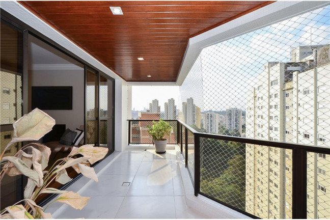 Imagem Imóvel com 4 Quartos à Venda, em Panamby - São Paulo Imagem Imóvel com 4 Quartos à Venda, em Panamby - São Paulo