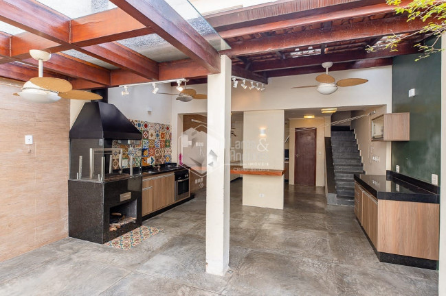 Imagem Casa com 2 Quartos à Venda, 136 m² em Jardim Aeroporto - São Paulo Imagem Casa com 2 Quartos à Venda, 136 m² em Jardim Aeroporto - São Paulo