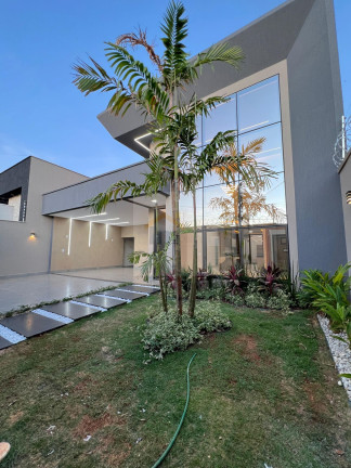 Imagem Casa com 3 Quartos à Venda, 180 m² em Moinho Dos Ventos - Goiânia