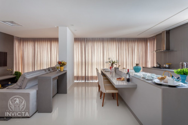 Imagem Apartamento com 3 Quartos à Venda, 123 m² em Centro - Balneário Camboriú Imagem Apartamento com 3 Quartos à Venda, 123 m² em Centro - Balneário Camboriú
