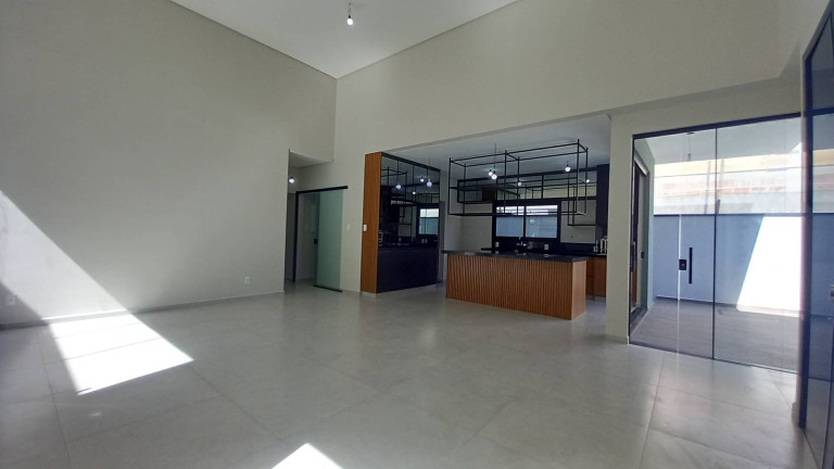 Imagem Casa com 3 Quartos à Venda, 300 m² em Residencial Ouroville - Taubaté Imagem Casa com 3 Quartos à Venda, 300 m² em Residencial Ouroville - Taubaté