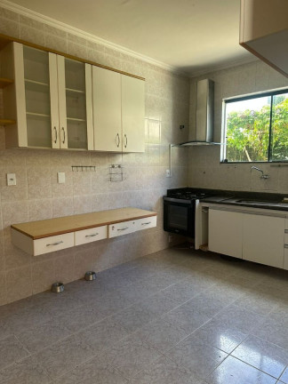 Imagem Casa com 3 Quartos à Venda, 153 m² em Miragem - Lauro De Freitas Imagem Casa com 3 Quartos à Venda, 153 m² em Miragem - Lauro De Freitas