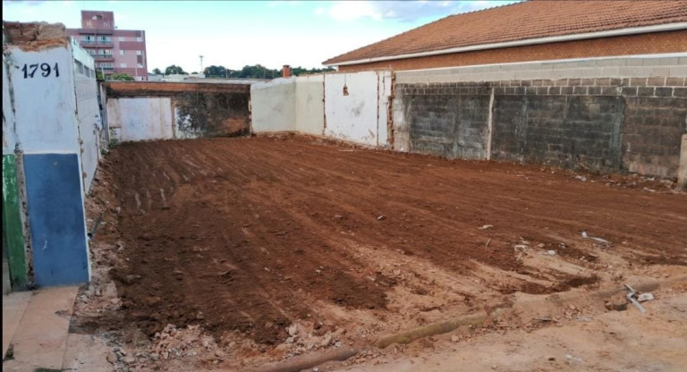Terreno à Venda, 282 m² em Jardim Boa Esperança - Franca