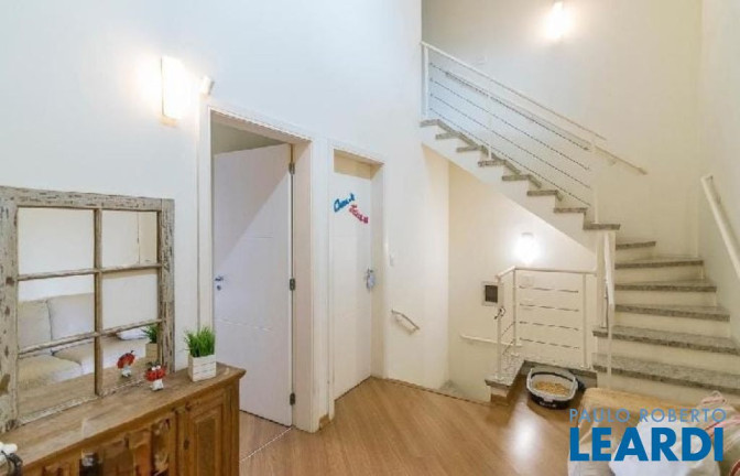 Imagem Casa de Condomínio com 4 Quartos à Venda, 255 m² em Vila Floresta - Santo André Imagem Casa de Condomínio com 4 Quartos à Venda, 255 m² em Vila Floresta - Santo André