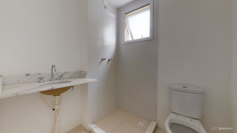 Imagem Imóvel com 2 Quartos à Venda, 55 m² em Jardim Carvalho - Porto Alegre Imagem Imóvel com 2 Quartos à Venda, 55 m² em Jardim Carvalho - Porto Alegre