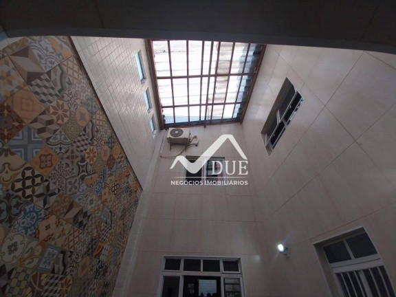 Imagem Casa com 3 Quartos à Venda, 340 m² em Vila Matias - Santos