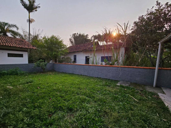 Imagem Casa com 4 Quartos à Venda, 206 m² em Salinas - Balneário Barra Do Sul