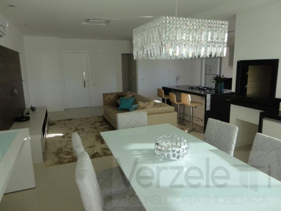 Imagem Apartamento com 3 Quartos à Venda, 130 m² em Centro - Balneário Camboriú