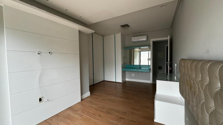 Imagem Casa de Condomínio com 3 Quartos à Venda, 300 m² em Recreio Dos Bandeirantes - Rio De Janeiro