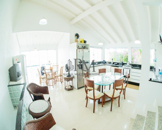 Imagem Casa com 7 Quartos à Venda, 800 m² em Praia De Fora - Palhoça Imagem Casa com 7 Quartos à Venda, 800 m² em Praia De Fora - Palhoça