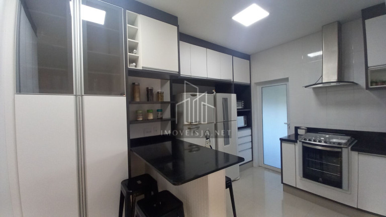 Imagem Casa com 3 Quartos à Venda, 210 m² em Alphaville - Santana De Parnaíba