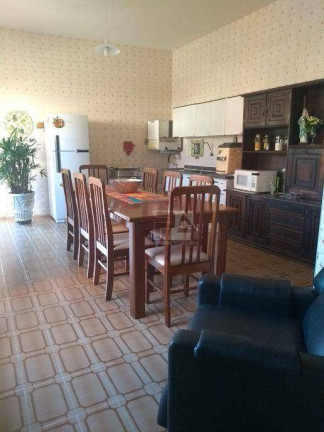 Imagem Casa com 3 Quartos à Venda, 450 m² em Centro - Lorena Imagem Casa com 3 Quartos à Venda, 450 m² em Centro - Lorena