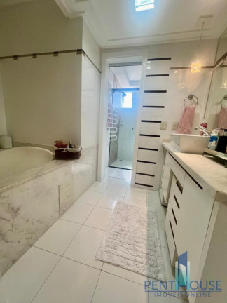 Imagem Apartamento com 3 Quartos à Venda, 279 m² em Centro - Balneário Camboriú