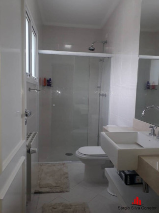Imagem Apartamento com 3 Quartos à Venda, em Vila Capivari - Campos Do Jordão Imagem Apartamento com 3 Quartos à Venda, em Vila Capivari - Campos Do Jordão