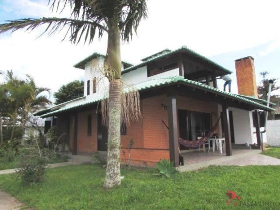Imagem Casa com 4 Quartos à Venda, 260 m² em Igra Norte - Torres
