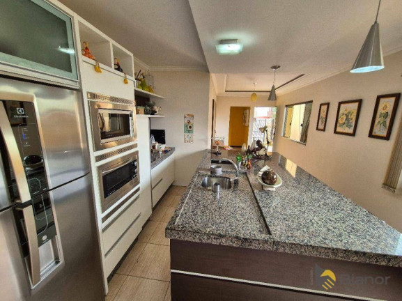 Imagem Casa com 3 Quartos à Venda, 240 m² em água Verde - Blumenau Imagem Casa com 3 Quartos à Venda, 240 m² em água Verde - Blumenau