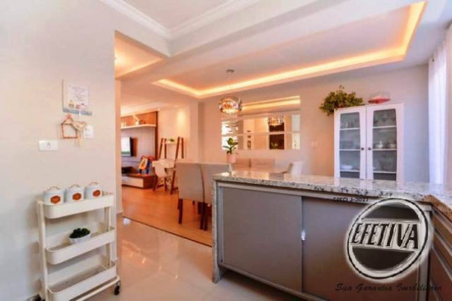 Imagem Casa com 4 Quartos à Venda, 372 m² em Guabirotuba - Curitiba