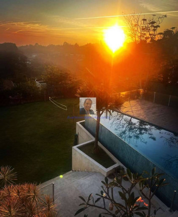 Imagem Casa com 4 Quartos para Alugar, 550 m² em Nova Fazendinha - Carapicuíba