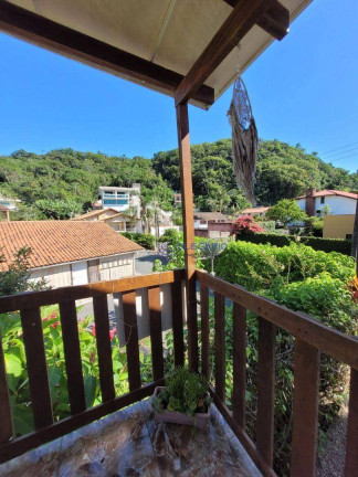 Imagem Sobrado com 3 Quartos à Venda, 292 m² em Centro - Penha Imagem Sobrado com 3 Quartos à Venda, 292 m² em Centro - Penha