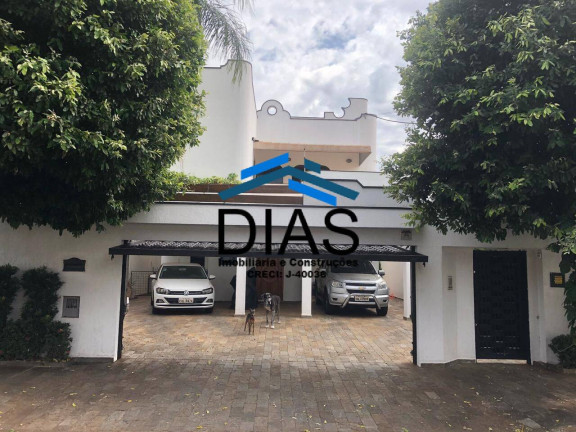 Casa com 5 Quartos à Venda, 600 m² em Vila Harmonia - Araraquara