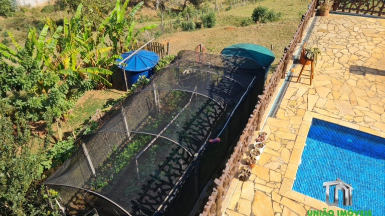 Imagem Imóvel com 4 Quartos à Venda,  em Guaraiúva - Vargem