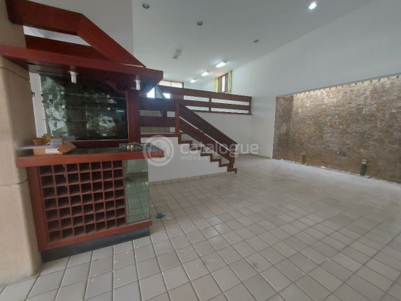 Imagem Casa com 8 Quartos para Alugar, 1.050 m² em Capim Macio - Natal Imagem Casa com 8 Quartos para Alugar, 1.050 m² em Capim Macio - Natal