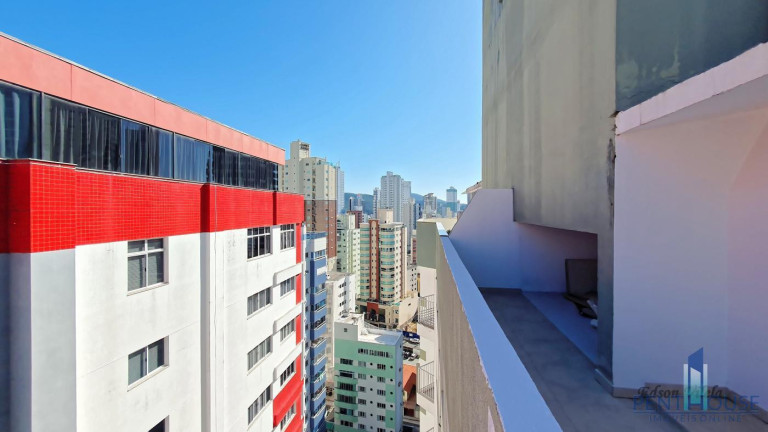 Imagem Apartamento com 3 Quartos à Venda, 140 m² em Centro - Balneário Camboriú Imagem Apartamento com 3 Quartos à Venda, 140 m² em Centro - Balneário Camboriú