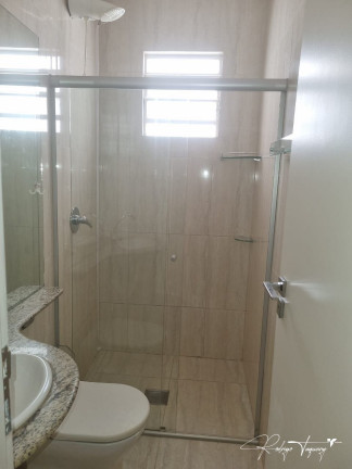 Imagem Casa com 3 Quartos à Venda, 252 m² em Jardim América - Goiânia