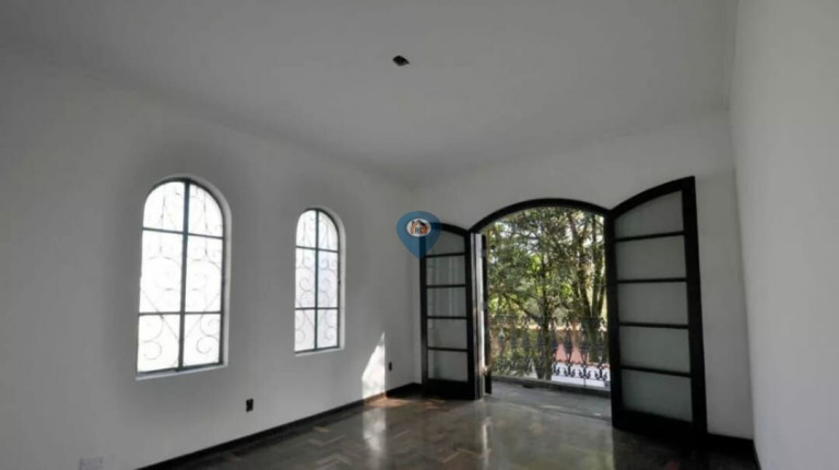 Imagem Sobrado com 5 Quartos à Venda, 266 m² em Vila São Francisco - São Paulo