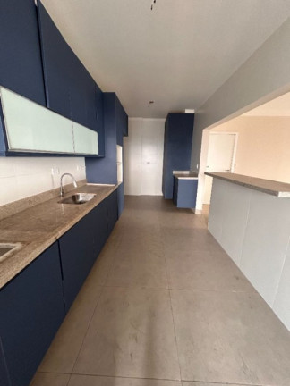 Apartamento com 3 Quartos à Venda, 145 m² em Guilhermina - Praia Grande