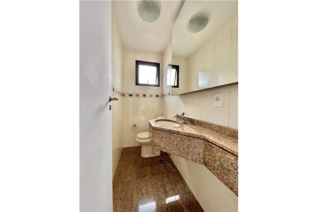 Imagem Imóvel com 4 Quartos à Venda, em Aclimação - São Paulo Imagem Imóvel com 4 Quartos à Venda, em Aclimação - São Paulo