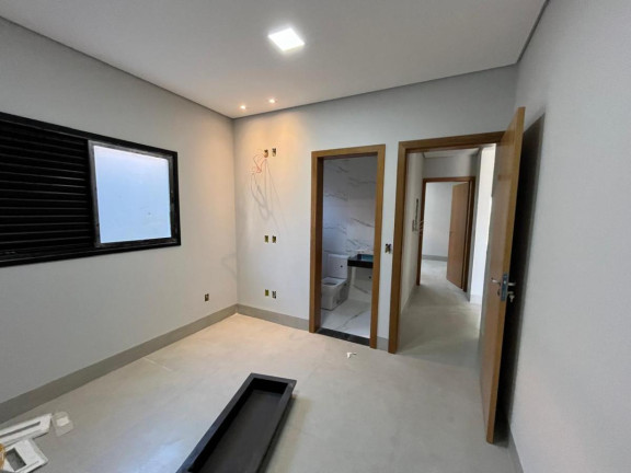 Casa com 3 Quartos à Venda, 250 m² em Condomínio Primor Das Torres - Cuiabá