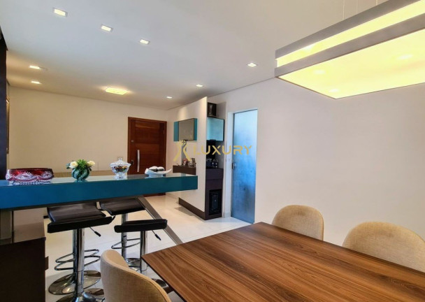 Imagem Imóvel com 3 Quartos à Venda, 83 m² em Santa Efigênia - Belo Horizonte