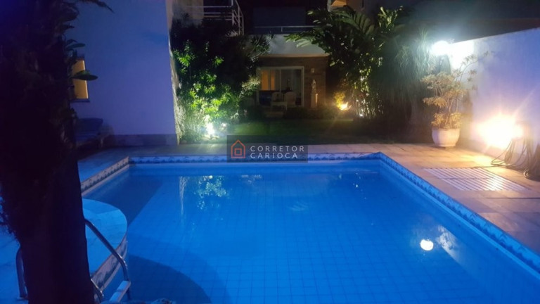 Imagem Casa com 4 Quartos à Venda, 660 m² em Barra Da Tijuca - Rio De Janeiro Imagem Casa com 4 Quartos à Venda, 660 m² em Barra Da Tijuca - Rio De Janeiro
